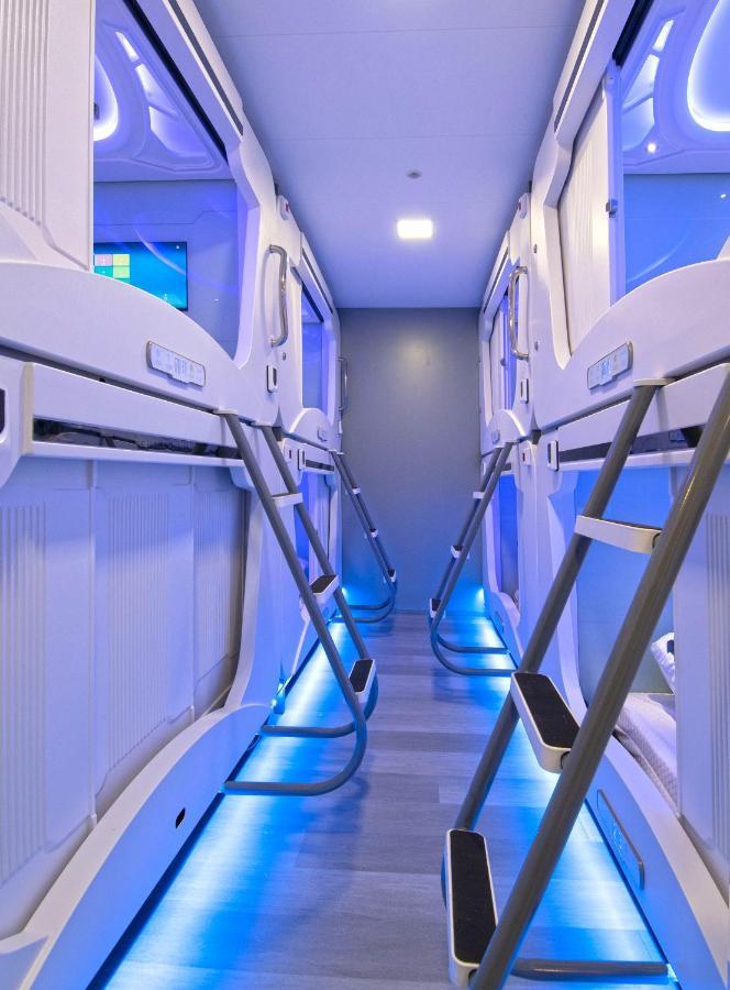 Capsule Hostels Таллінн Екстер'єр фото