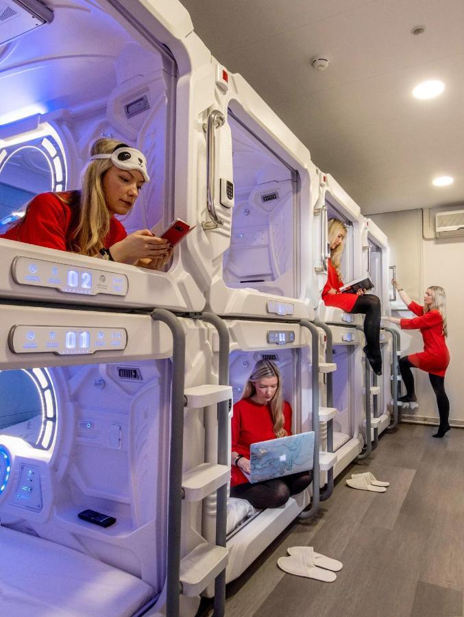 Capsule Hostels Таллінн Екстер'єр фото