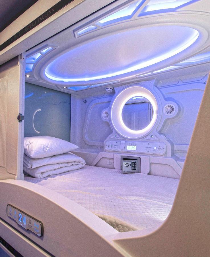 Capsule Hostels Таллінн Екстер'єр фото